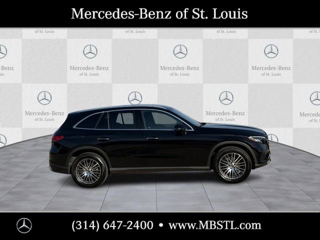 Certified 2026 Mercedes-Benz GLC 300 4MATIC image 2