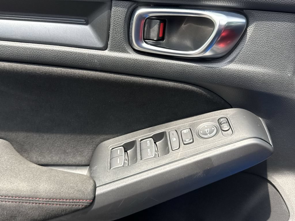 Used 2023 Honda Civic Type R image 15