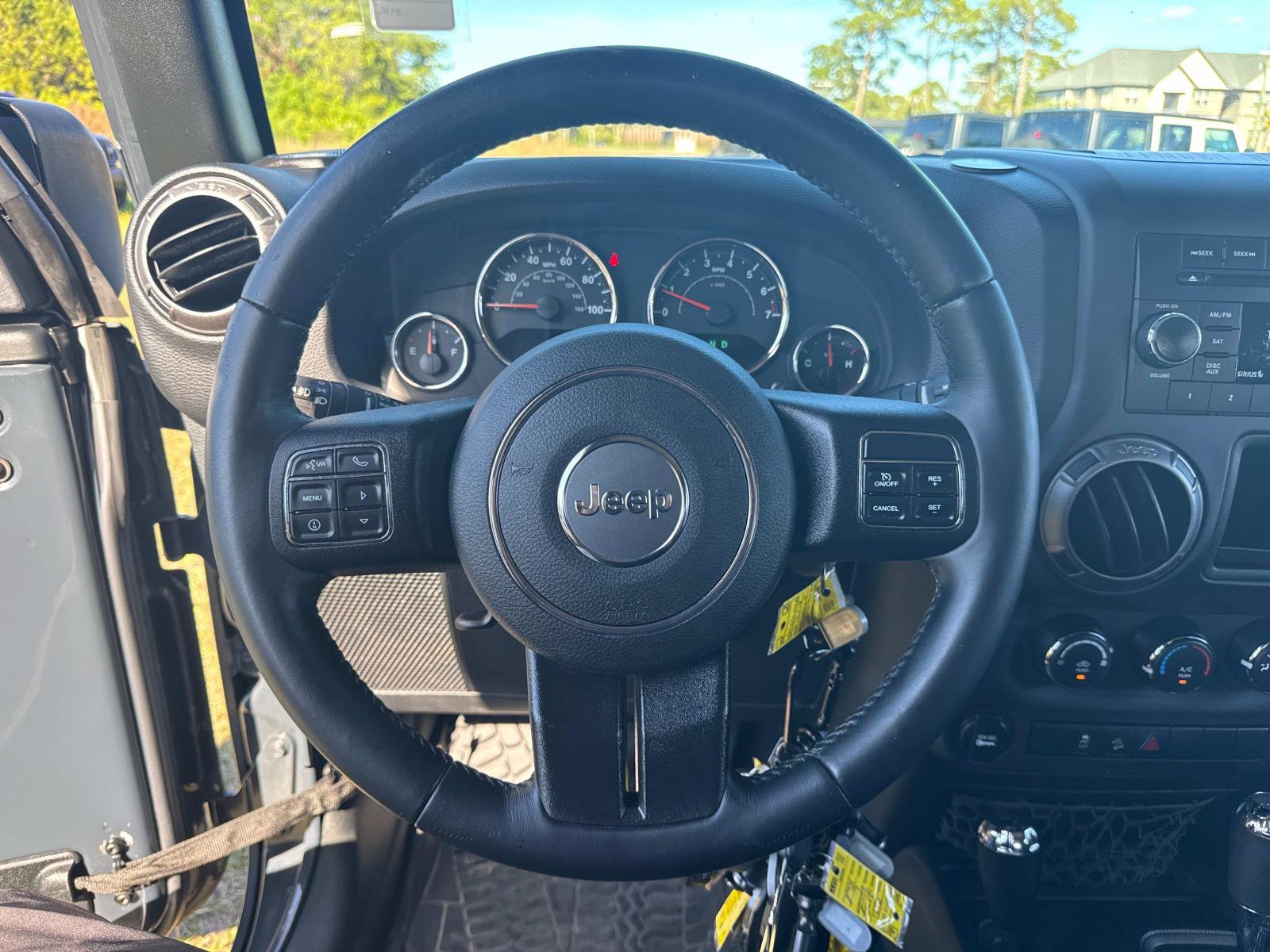 Used 2018 Jeep Wrangler Unlimited Sport w/ Connectivity Group image 27