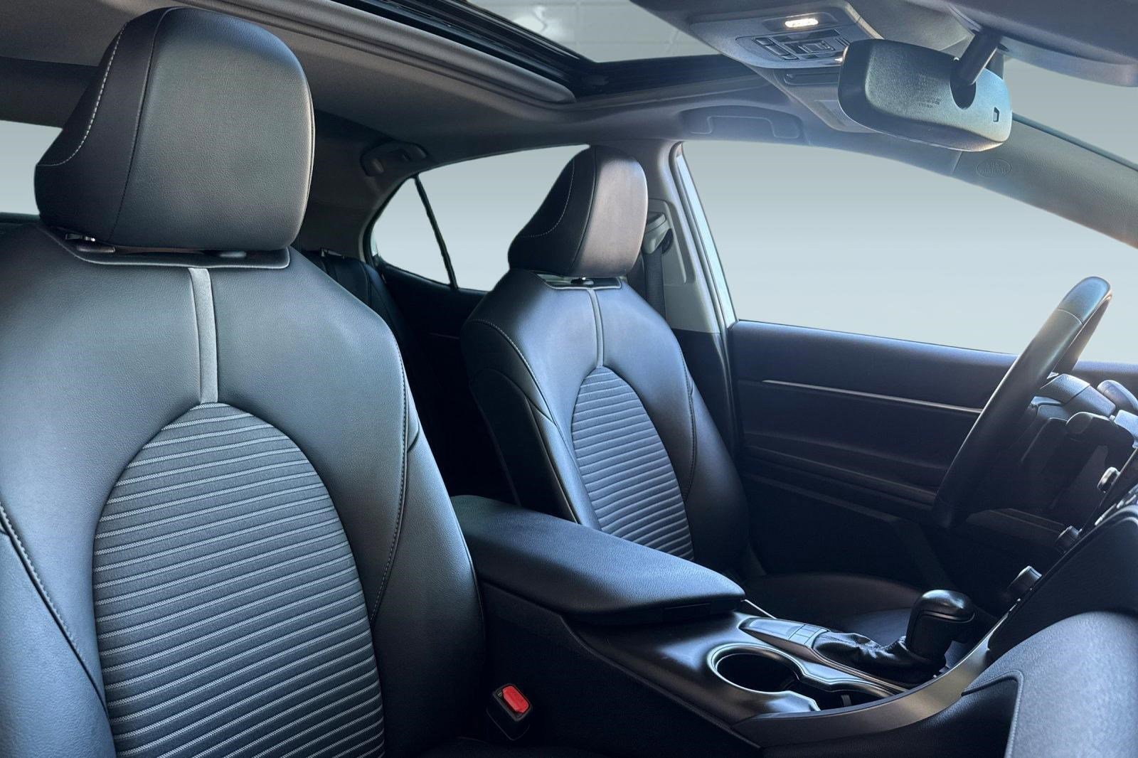 Certified 2023 Toyota Camry SE w/ Convenience Package image 30