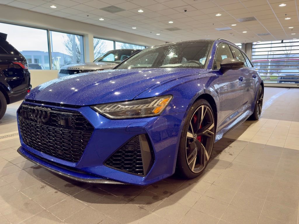 Used 2023 Audi RS 6 w/ Carbon Optic Package image 2