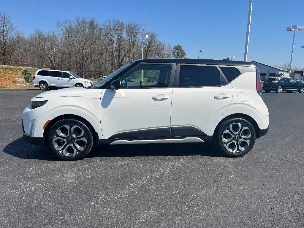 Used 2025 Kia Soul EX image 4