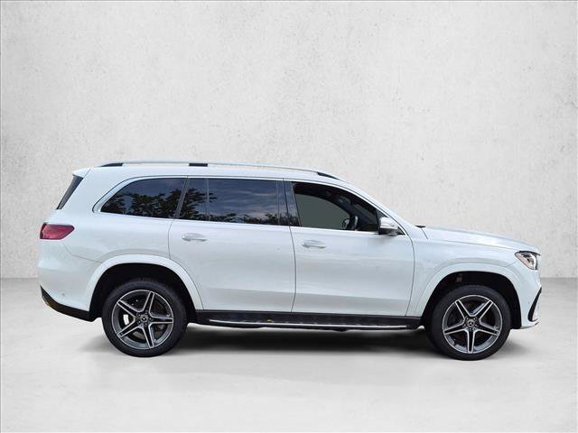 Used 2024 Mercedes-Benz GLS 450 4MATIC w/ AMG Line Exterior image 4