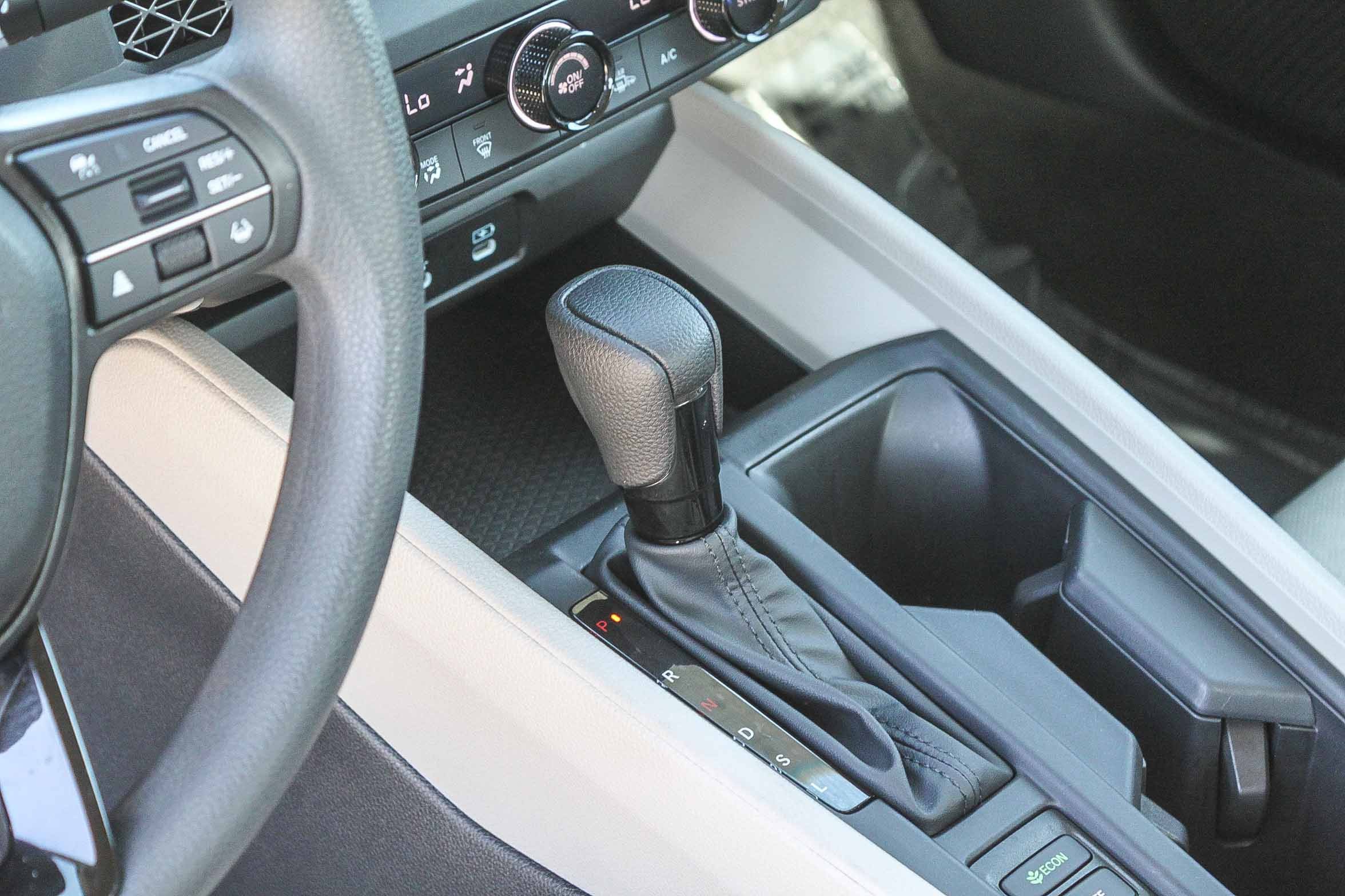 Certified 2025 Honda Accord SE image 14