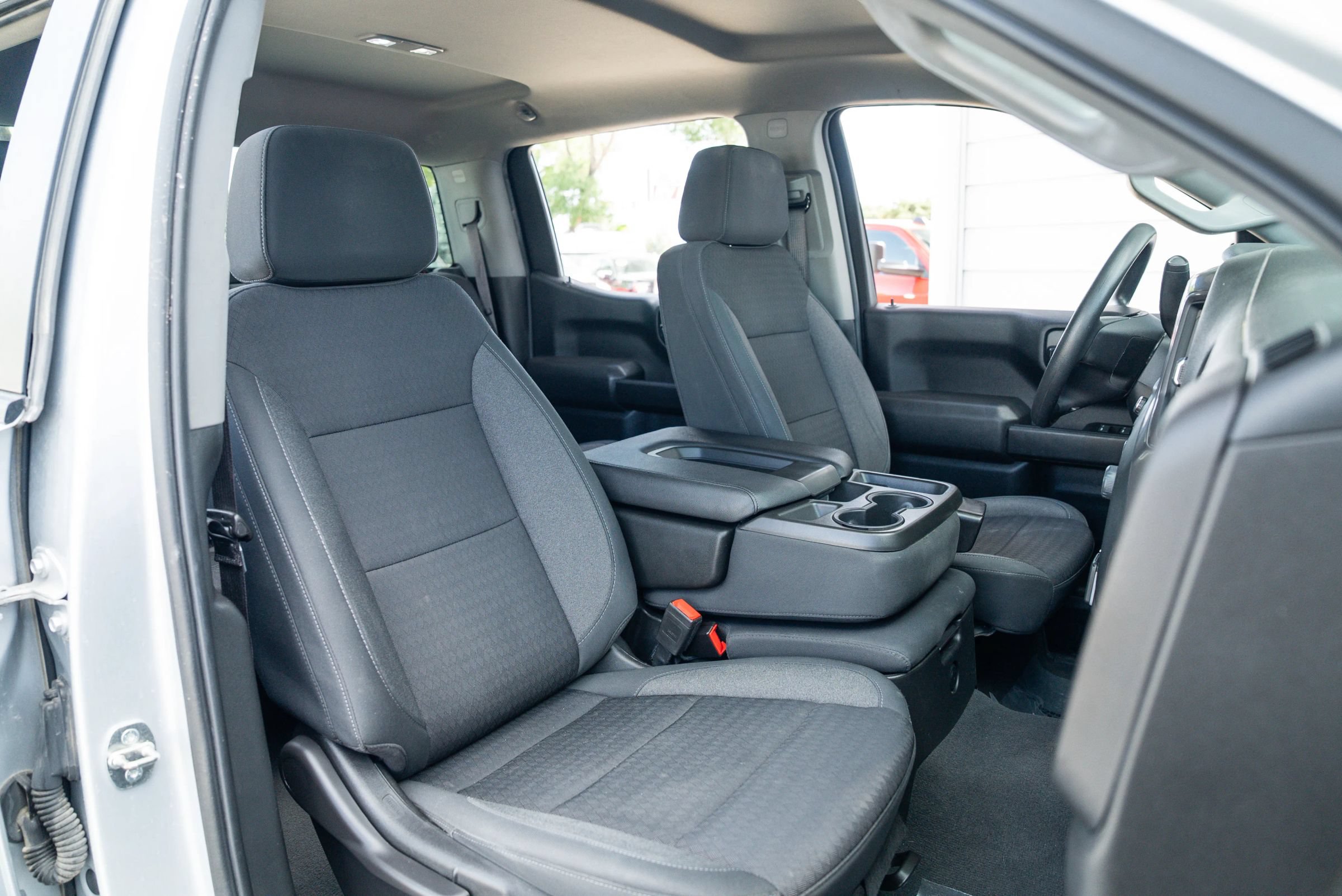 Used 2022 Chevrolet Silverado 1500 Custom RWD image 19
