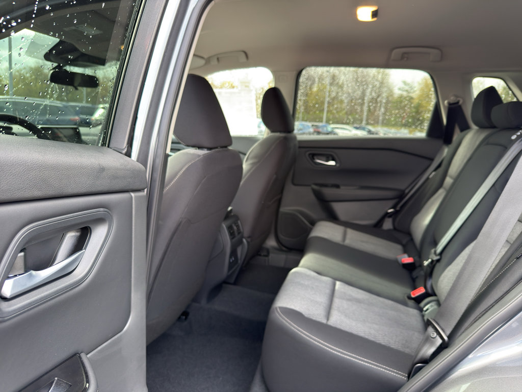 New 2026 Nissan Rogue SV AWD/4WD image 29