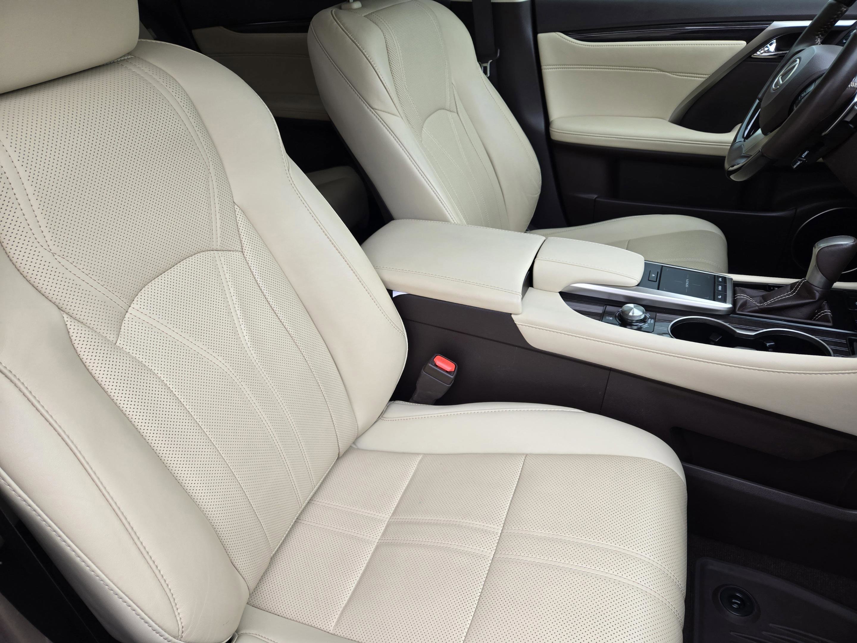 Certified 2020 Lexus RX 350 FWD w/ Luxury Package image 10