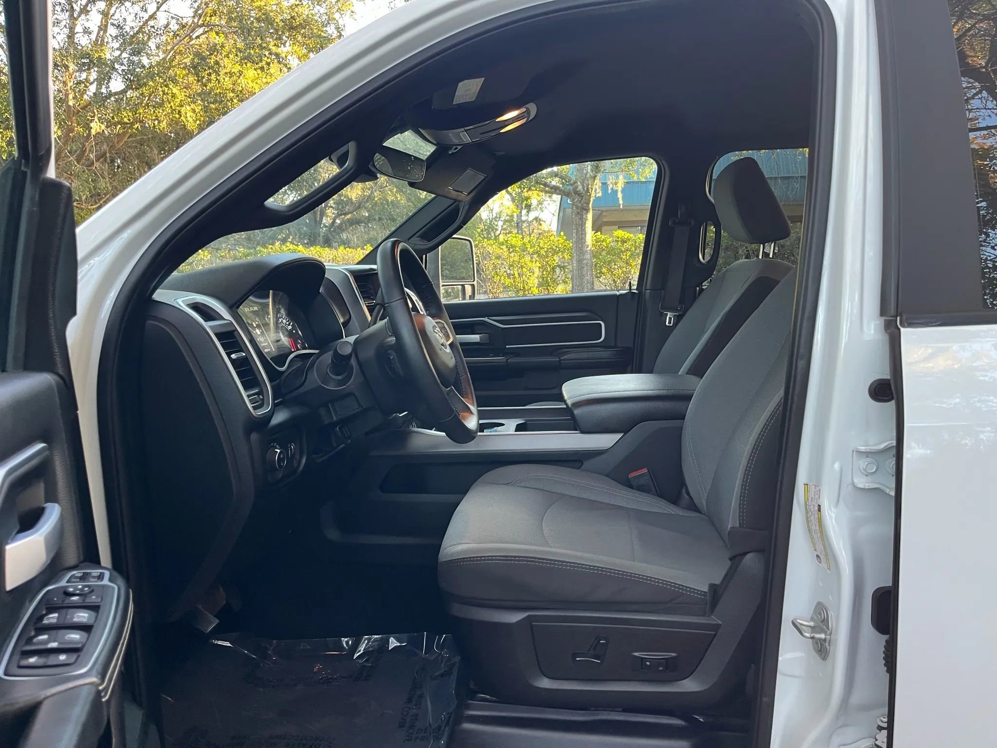 Used 2024 RAM 2500 Big Horn w/ Off Road Package image 15