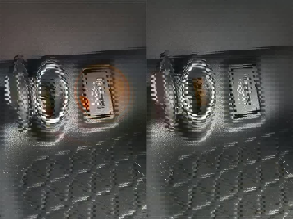 Used 2023 Toyota RAV4 XLE w/ Convenience Package image 28