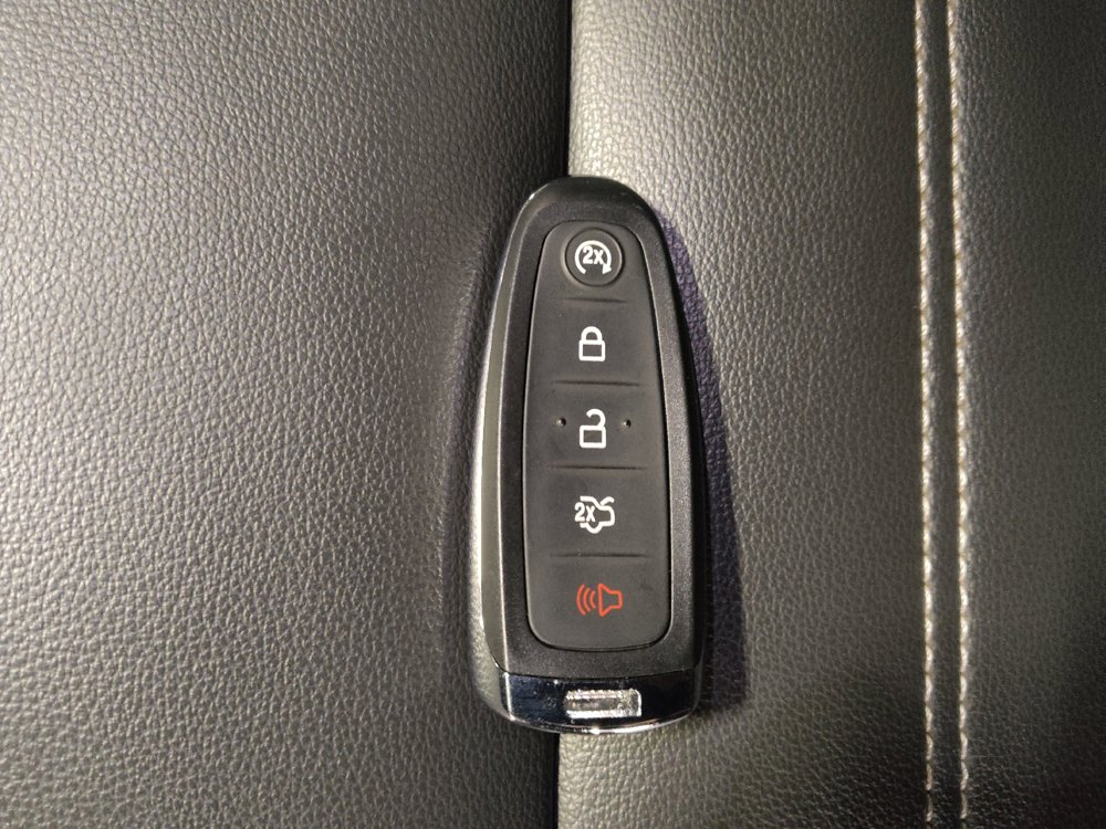 Used 2019 Ford Escape SEL FWD image 32