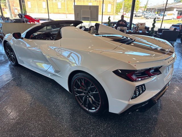 New 2027 Chevrolet Corvette Stingray Convertible w/ 2LT RWD image 6
