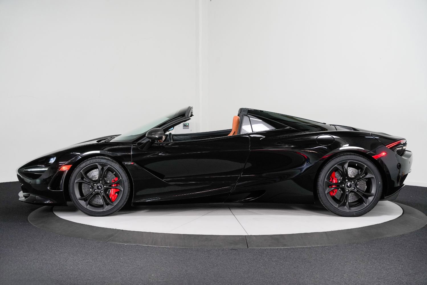 Used 2020 McLaren 720S Luxury image 6