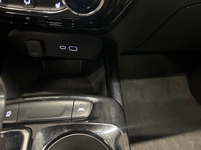 New 2026 Chevrolet Trax LT w/ Driver Confidence Package FWD image 21