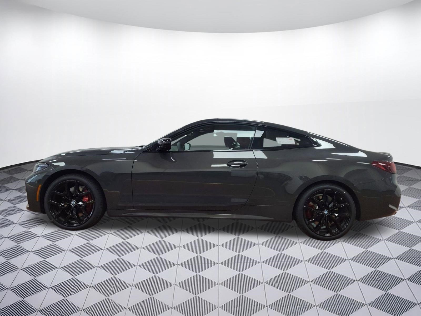 New 2026 BMW 440i xDrive Coupe w/ Premium Package AWD/4WD image 2