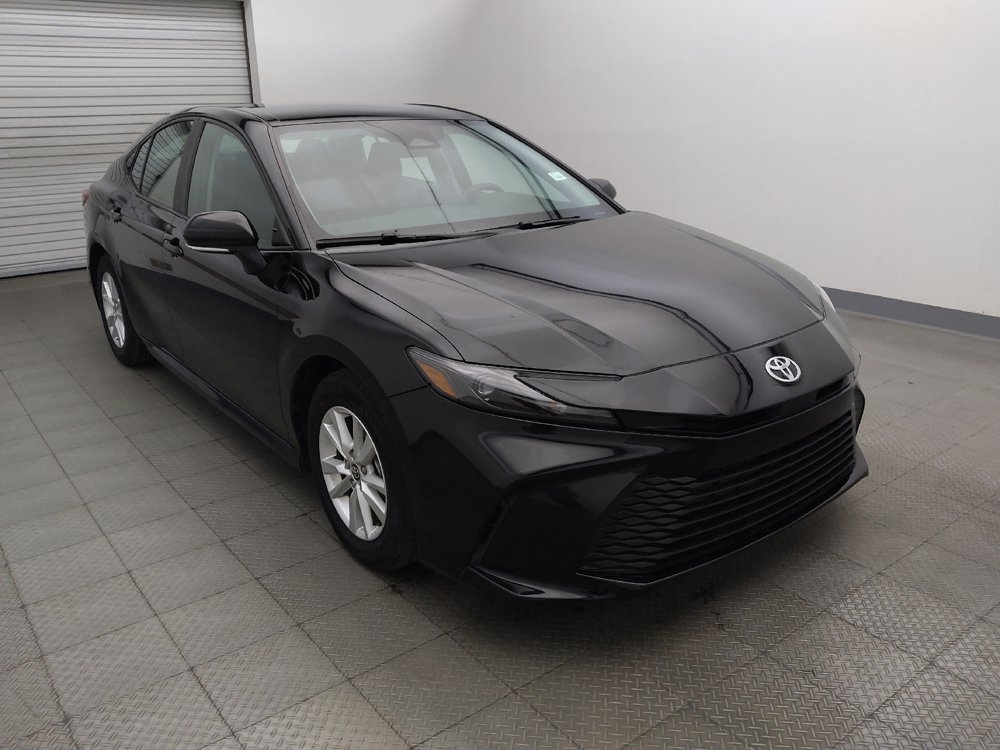 Used 2025 Toyota Camry LE FWD image 13