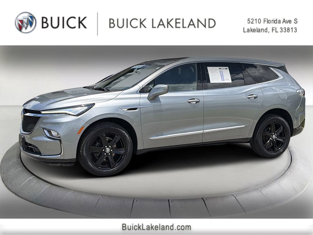 Used 2024 Buick Enclave Essence w/ Experience Buick Package AWD/4WD video 1