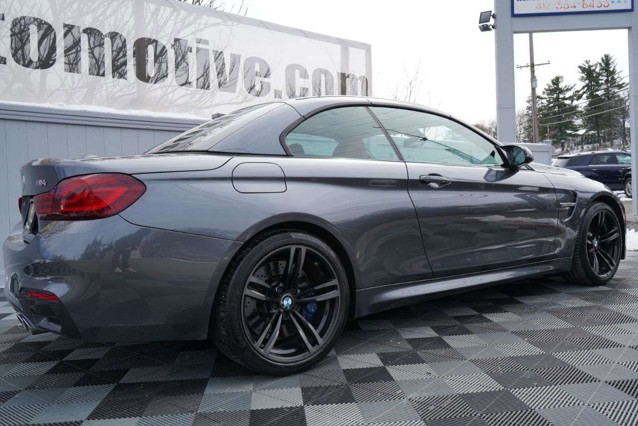Used 2020 BMW M4 Convertible w/ Executive Package image 6