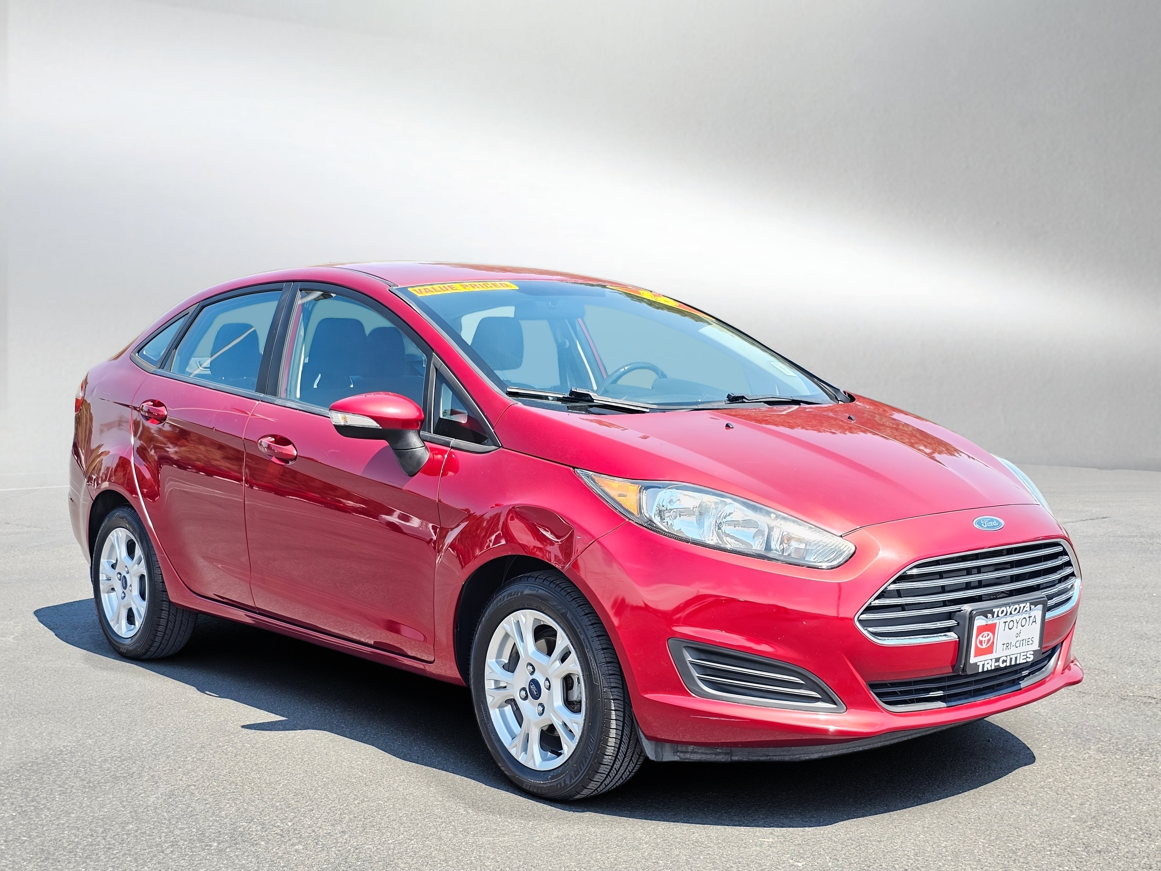 Used 2016 Ford Fiesta SE FWD image 7