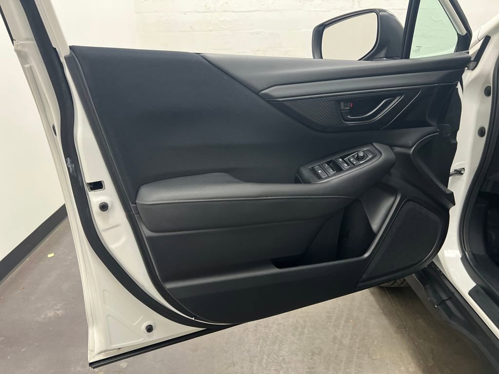 Used 2023 Subaru Outback 2.5i image 12