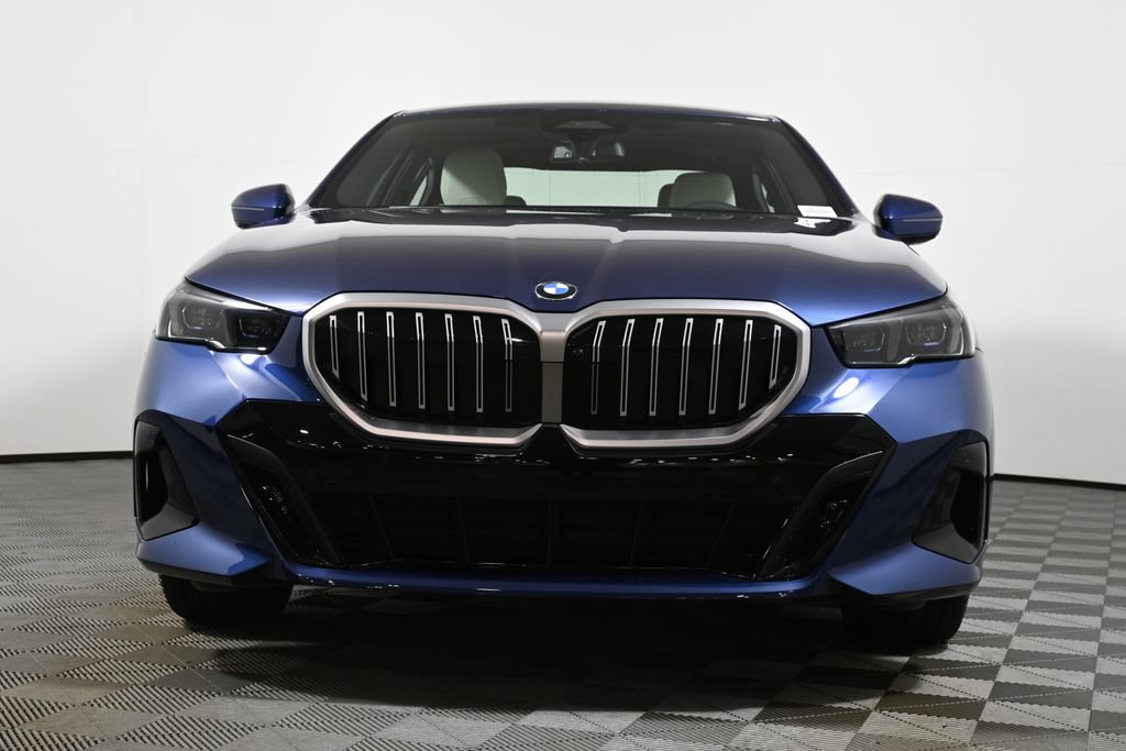 Used 2026 BMW 530i xDrive AWD/4WD image 10