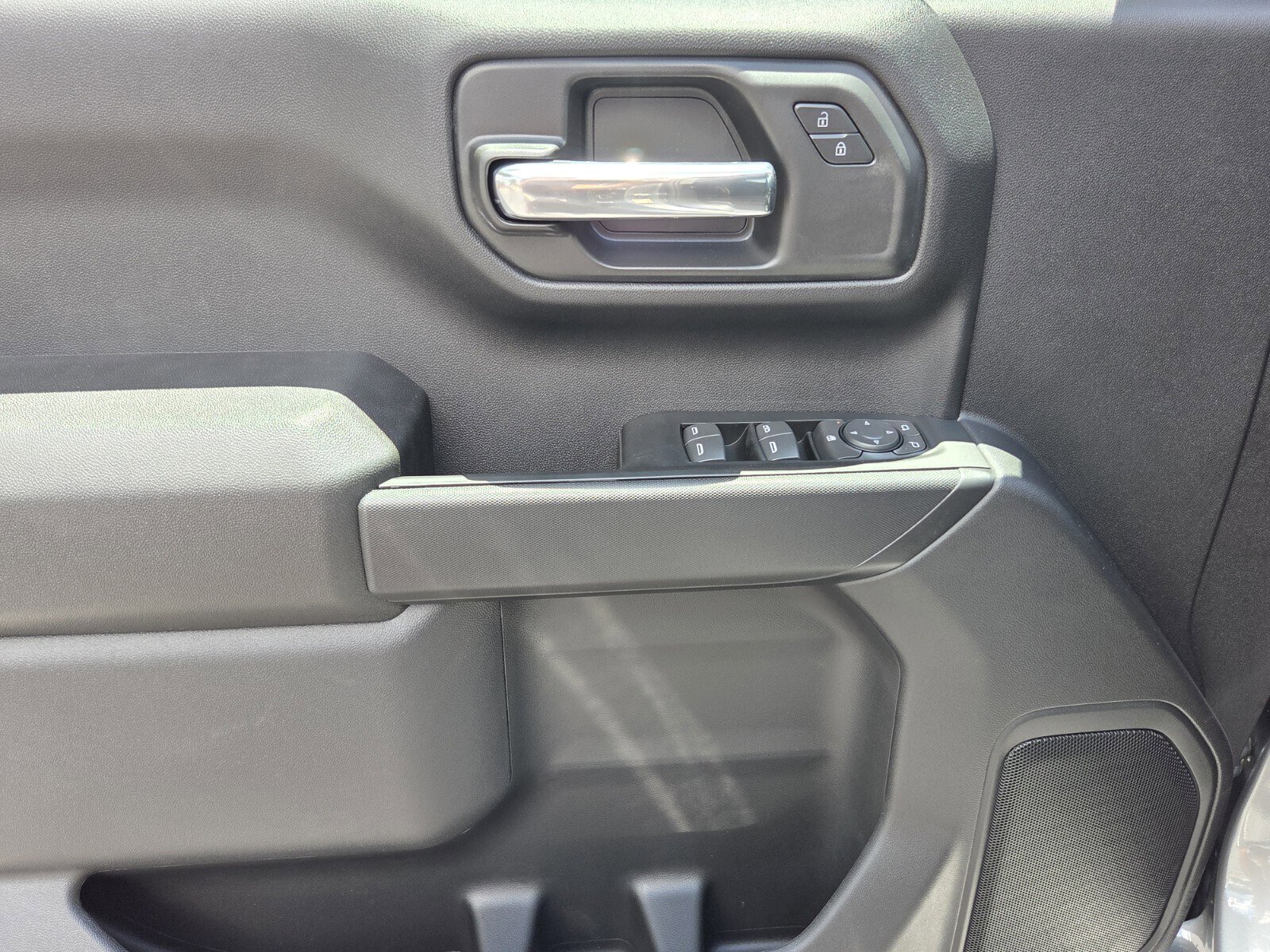 New 2026 Chevrolet Silverado 1500 Custom AWD/4WD image 11