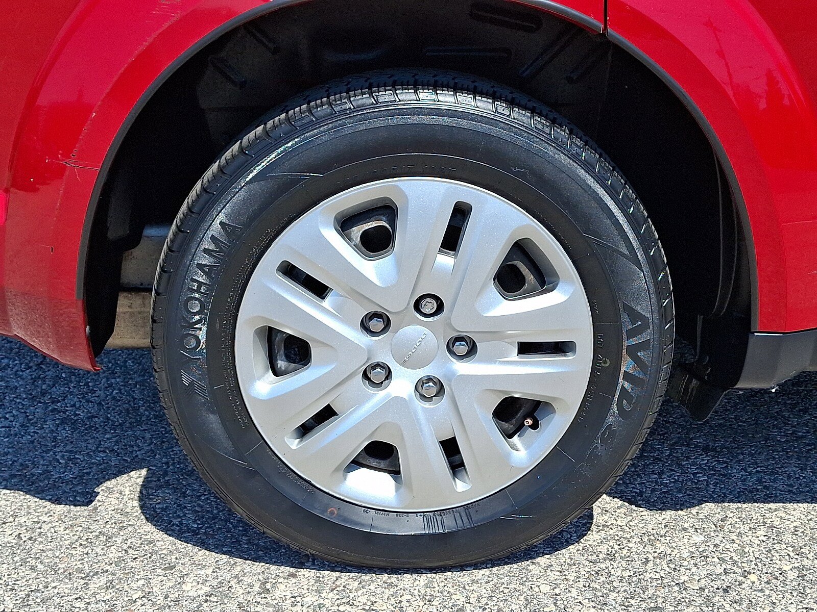 Used 2019 Dodge Journey SE FWD image 6
