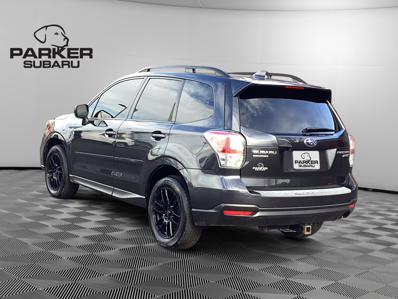 Used 2017 Subaru Forester 2.5i Premium w/ All-Weather Package image 3