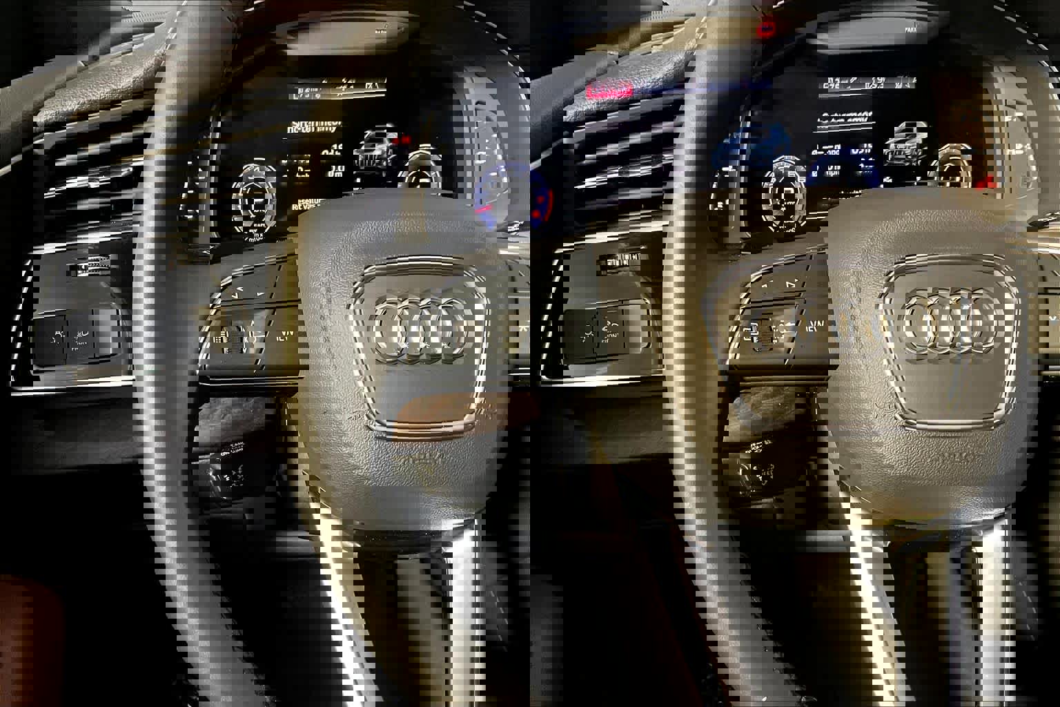 Used 2021 Audi Q8 Premium Plus w/ Premium Plus Package image 24