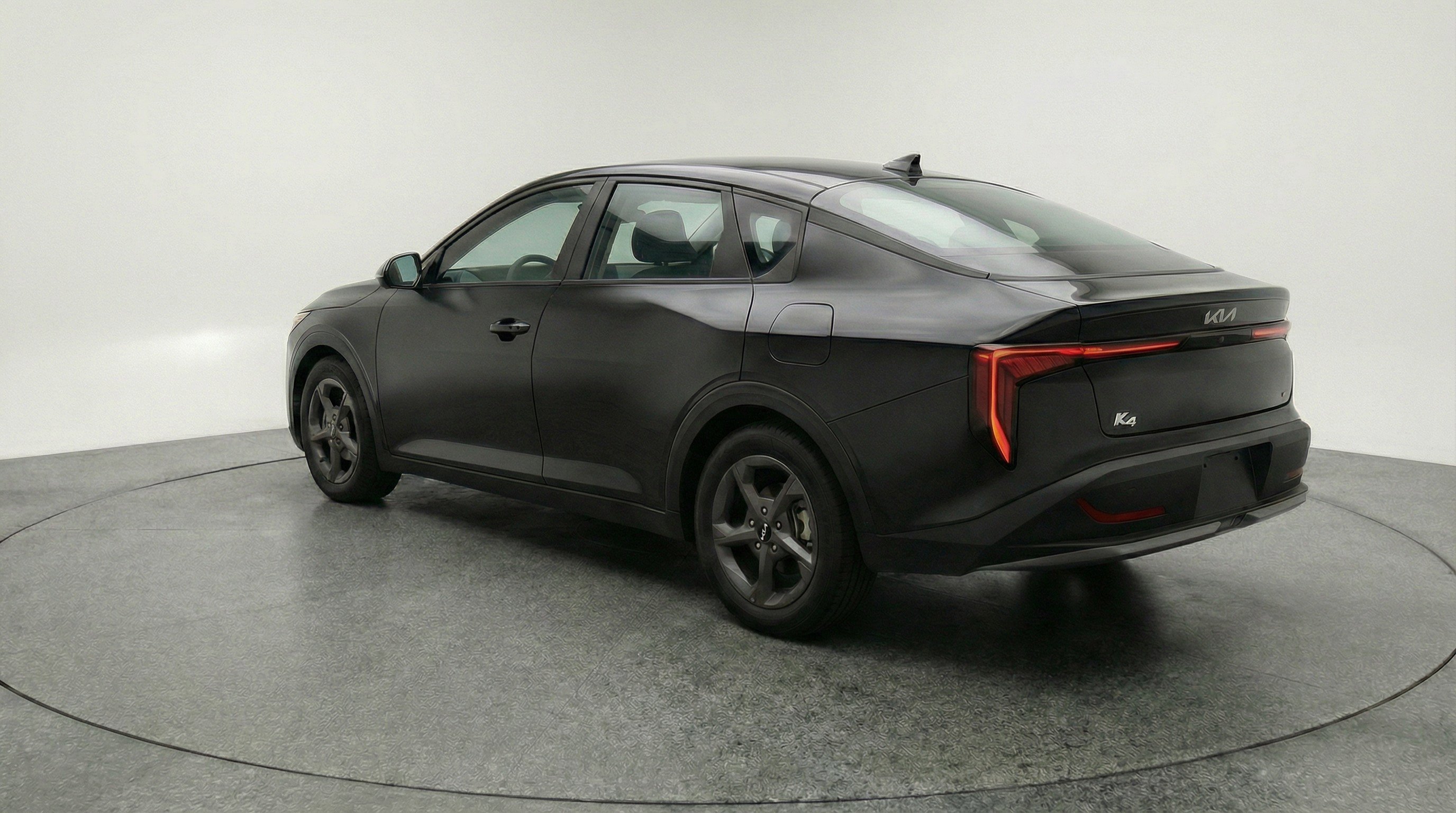 Used 2025 Kia K4 LXS image 6