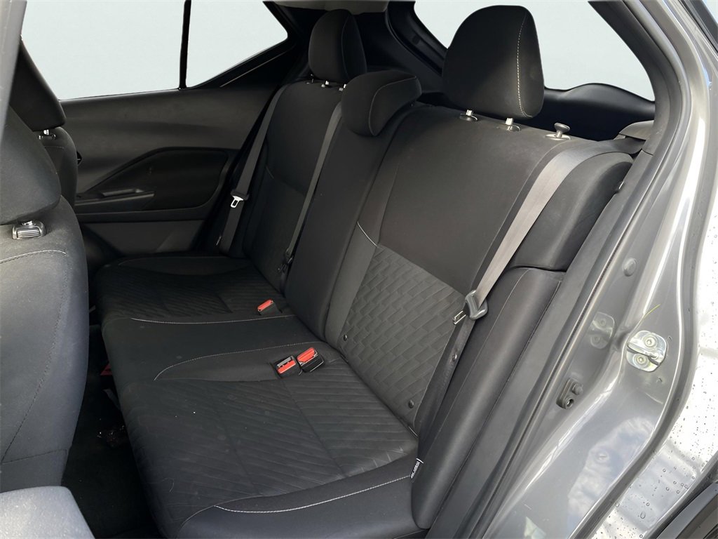 Used 2022 Nissan Kicks S image 14