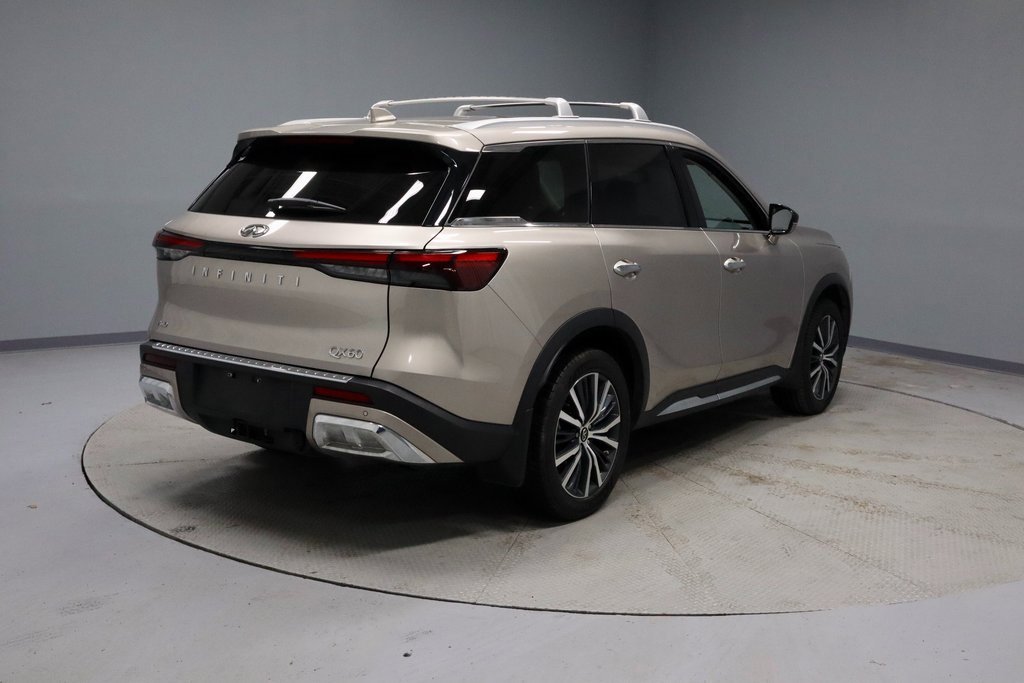 Used 2022 INFINITI QX60 Sensory w/ Vision Package image 11