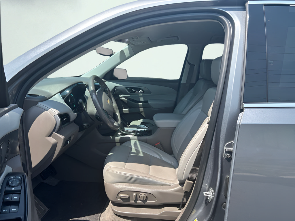 Used 2019 Chevrolet Traverse Premier AWD/4WD image 11