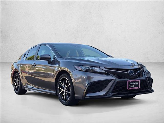 Used 2021 Toyota Camry SE FWD image 3