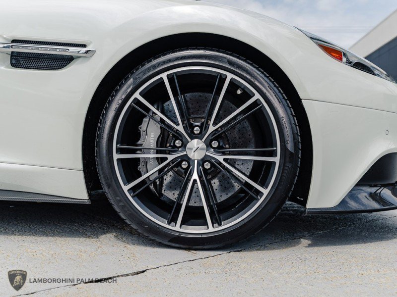 Used 2014 Aston Martin Vanquish Volante RWD image 37