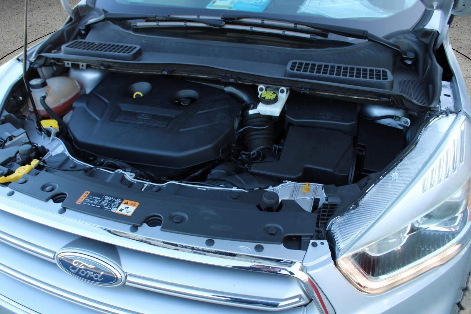 Used 2017 Ford Escape Titanium image 47