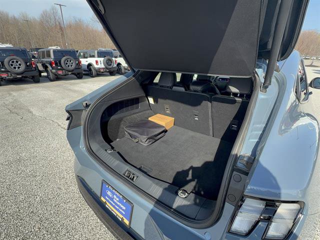 Certified 2023 Ford Mustang Mach-E Premium image 5