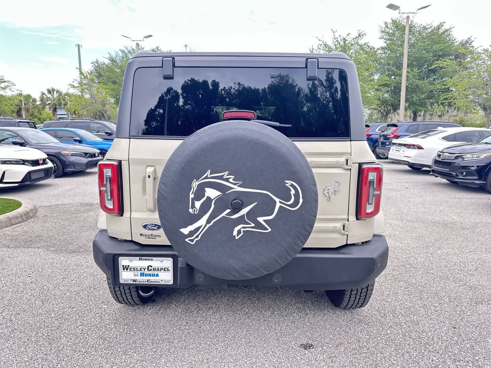Used 2025 Ford Bronco Outer Banks AWD/4WD image 5