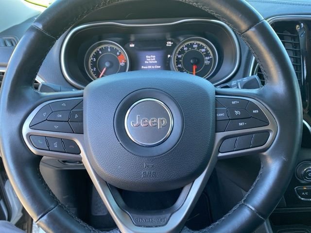 Used 2019 Jeep Cherokee Limited image 18