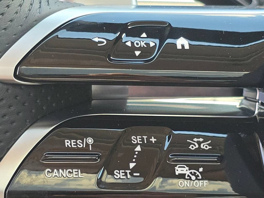 New 2026 Mercedes-Benz GLS 450 4MATIC image 37