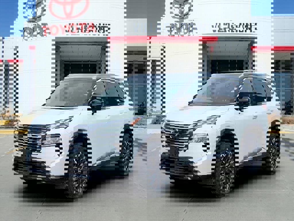 Used 2024 Nissan Rogue Platinum w/ Platinum Premium Package