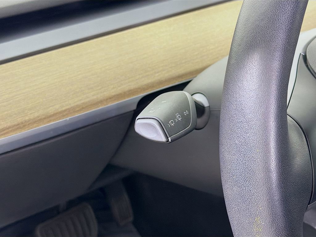 Used 2022 Tesla Model 3 image 12