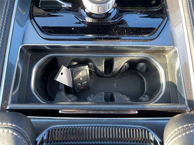 Used 2022 Jeep Wagoneer Series I w/ Premium Group I image 27