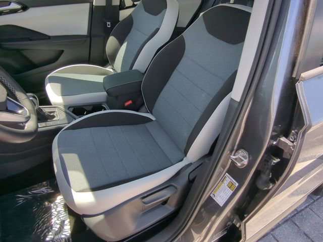 Used 2025 Volkswagen Taos S FWD image 18