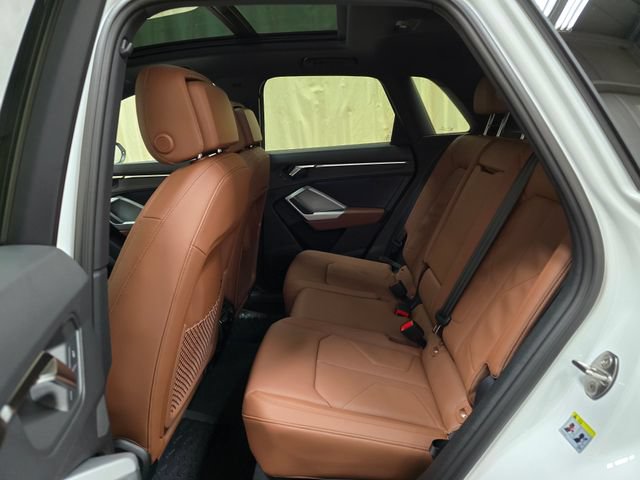 Certified 2025 Audi Q3 2.0T Premium w/ Convenience Plus Package AWD/4WD image 27