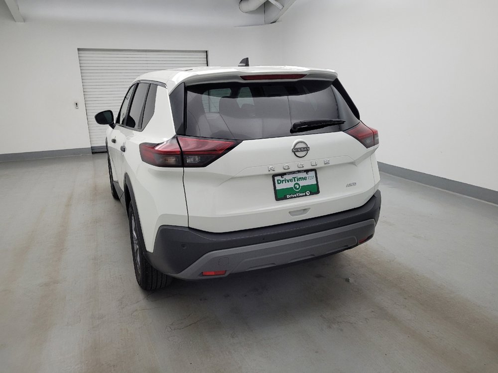 Used 2023 Nissan Rogue S AWD/4WD image 6