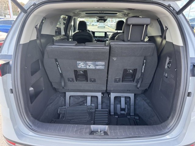 Certified 2024 Kia Carnival SX Prestige image 9