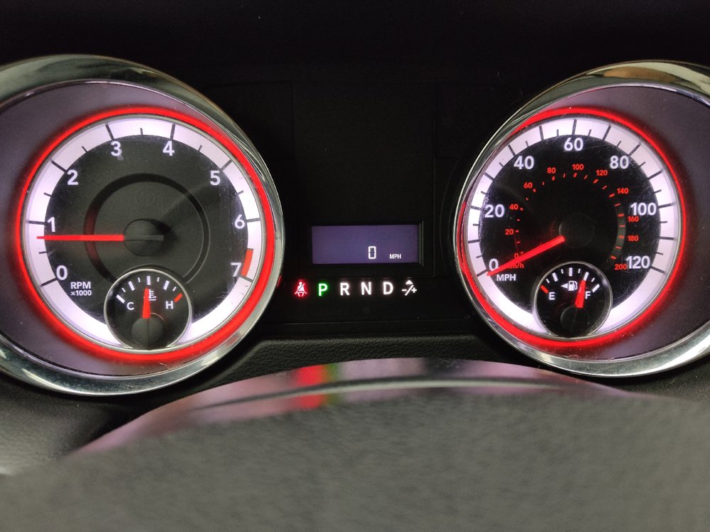 Used 2020 Dodge Grand Caravan SE FWD image 23