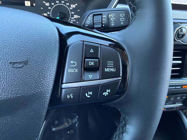 Used 2022 Ford Escape SE w/ Cold Weather Package AWD/4WD image 18