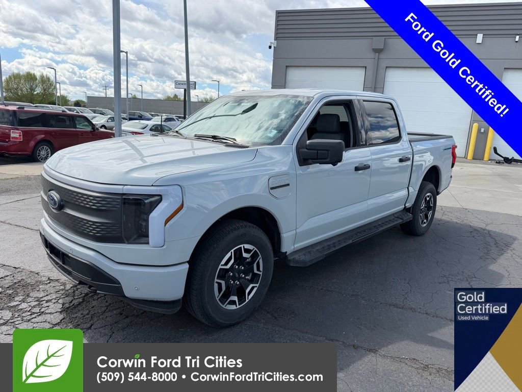 Used 2023 Ford F150 Lightning XLT w/ Max Trailer Tow Package image 4