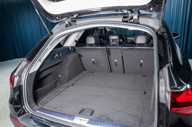 New 2025 Mercedes-Benz E 450 4MATIC All-Terrain Wagon image 6